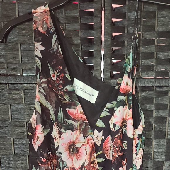 NWT Stylestalker Mila Midi Floral Dress Size XS-L - Picture 1 of 6